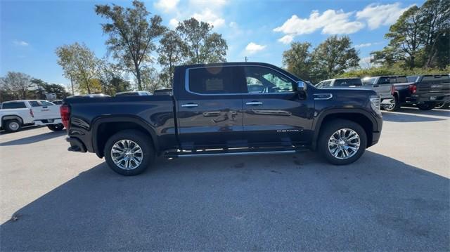 new 2025 GMC Sierra 1500 car, priced at $64,495