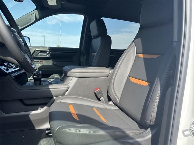 new 2026 GMC Sierra 1500 car, priced at $65,868