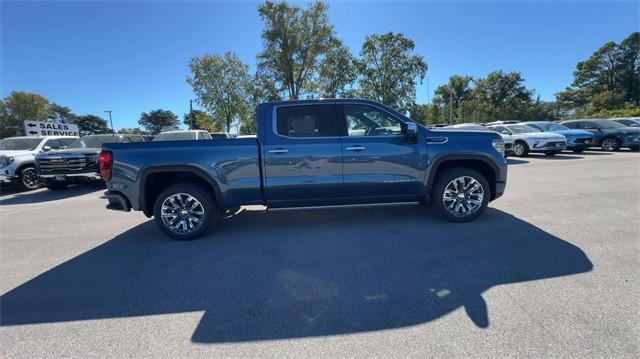 new 2025 GMC Sierra 1500 car, priced at $67,282