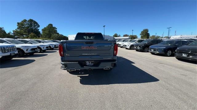 new 2025 GMC Sierra 1500 car, priced at $67,282