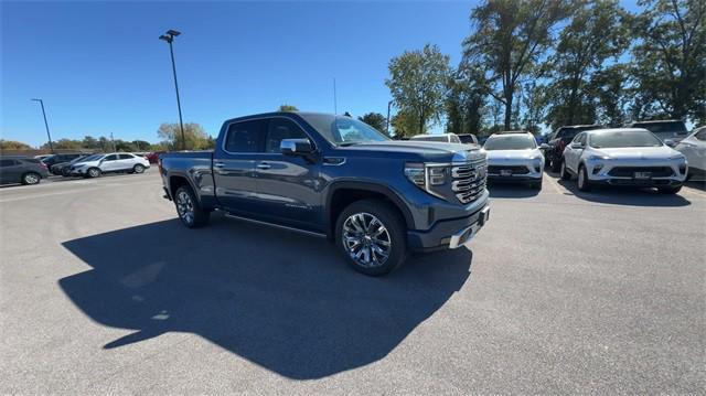 new 2025 GMC Sierra 1500 car, priced at $67,282