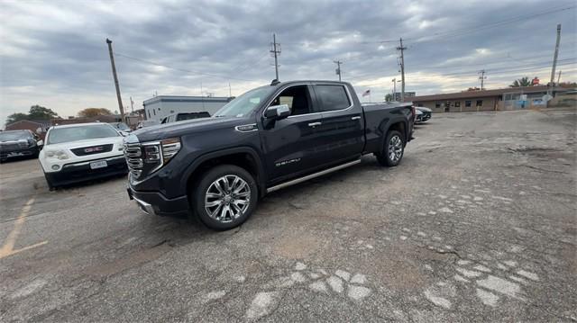 new 2025 GMC Sierra 1500 car, priced at $67,282