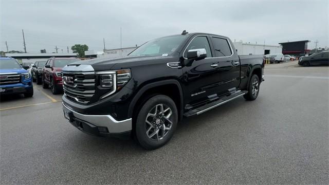 new 2025 GMC Sierra 1500 car, priced at $54,206