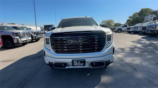 new 2025 GMC Sierra 1500 car, priced at $78,326