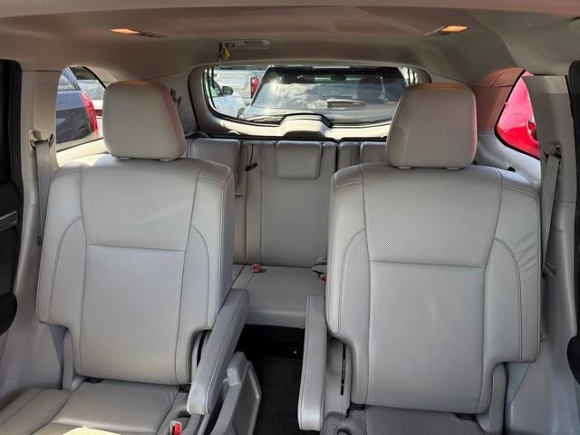 used 2018 Toyota Highlander car, priced at $25,112