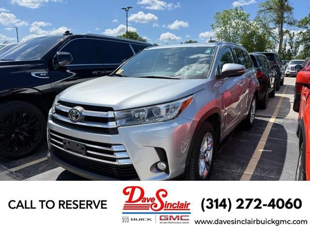 used 2018 Toyota Highlander car, priced at $25,112