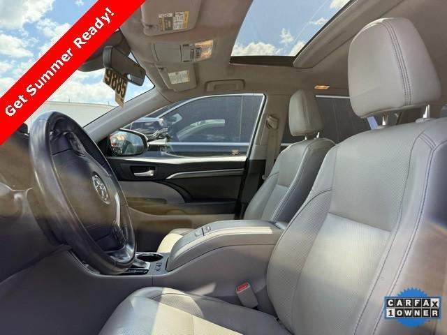 used 2018 Toyota Highlander car, priced at $25,112