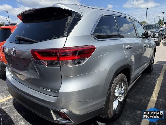 used 2018 Toyota Highlander car, priced at $25,112