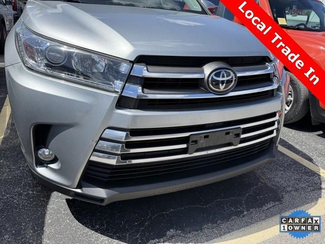 used 2018 Toyota Highlander car, priced at $25,112