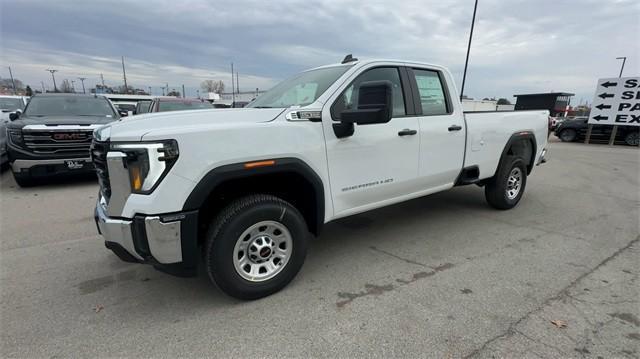 new 2025 GMC Sierra 3500 car, priced at $51,756