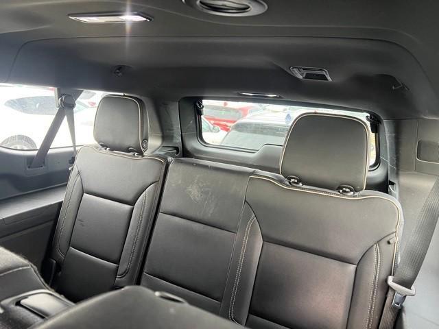 used 2023 GMC Yukon XL car, priced at $51,617