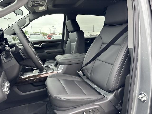 new 2025 GMC Sierra 1500 car, priced at $56,487
