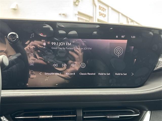 new 2025 Buick Envista car, priced at $25,694