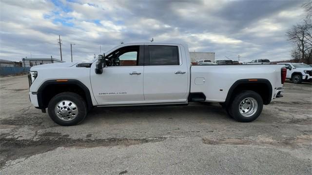 new 2025 GMC Sierra 3500 car, priced at $103,935