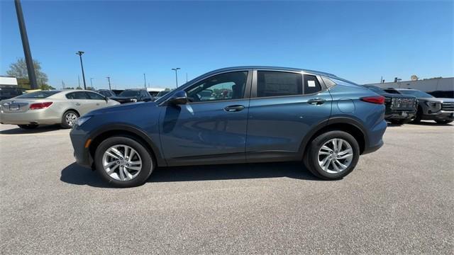 new 2025 Buick Envista car, priced at $25,694