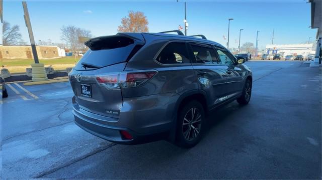 used 2016 Toyota Highlander car, priced at $21,118