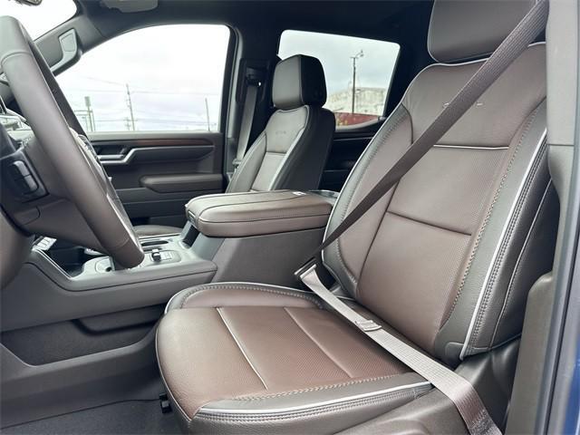 new 2025 GMC Sierra 1500 car, priced at $67,096