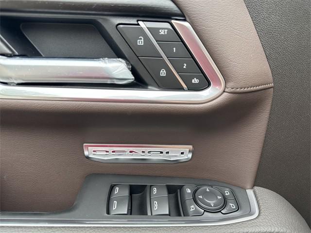 new 2025 GMC Sierra 1500 car, priced at $67,096