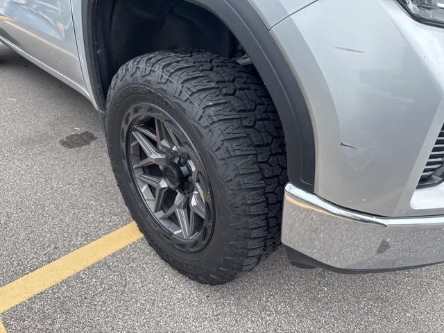 used 2021 GMC Sierra 1500 car, priced at $30,550