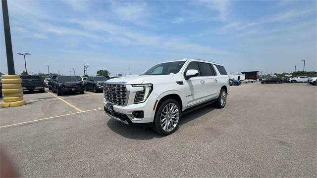 new 2025 GMC Yukon XL car, priced at $94,395