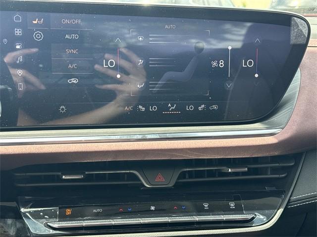 new 2025 Buick Envision car, priced at $40,380