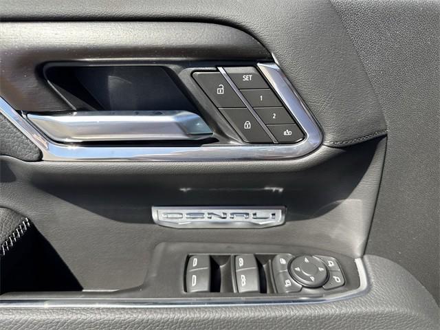 new 2025 GMC Sierra 1500 car, priced at $61,896