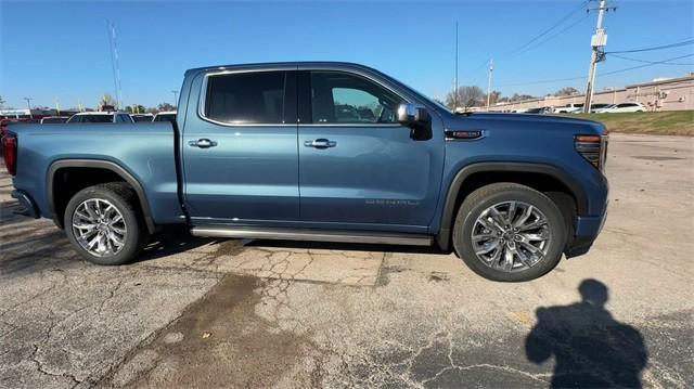 new 2025 GMC Sierra 1500 car, priced at $69,180