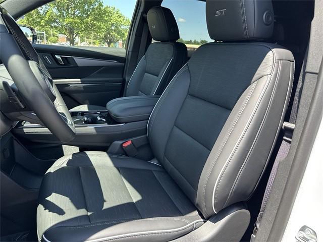new 2025 Buick Enclave car, priced at $50,304