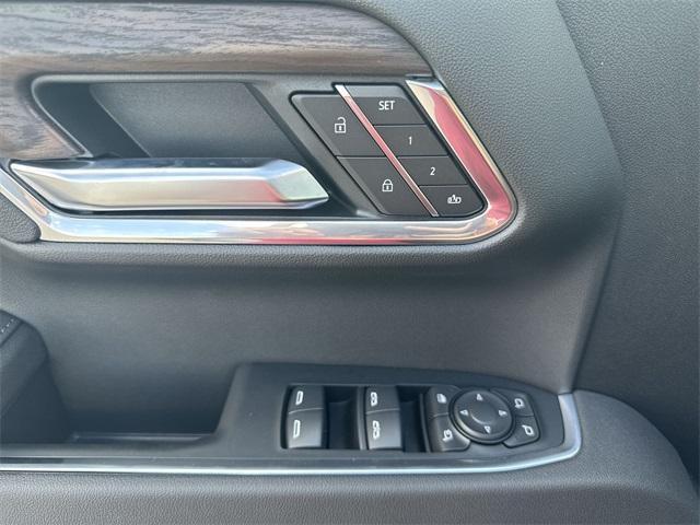 new 2025 GMC Sierra 1500 car, priced at $56,162