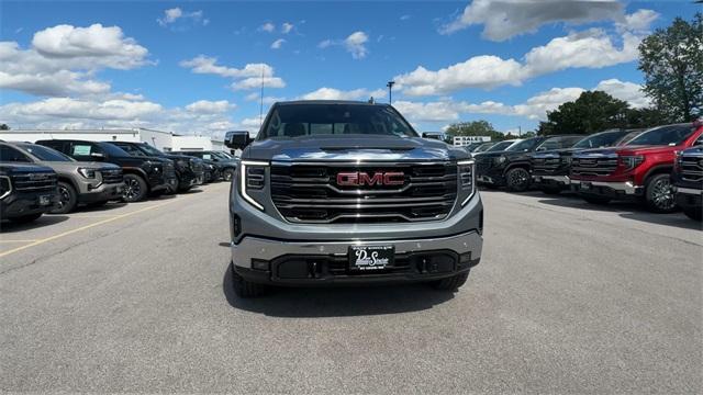 new 2025 GMC Sierra 1500 car, priced at $56,162