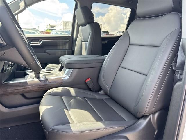 new 2025 GMC Sierra 1500 car, priced at $56,515