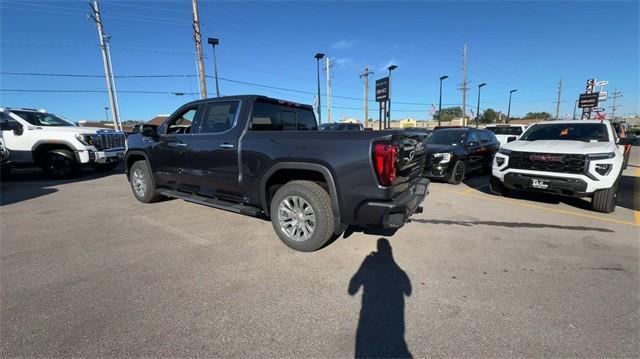 new 2025 GMC Sierra 1500 car, priced at $70,895