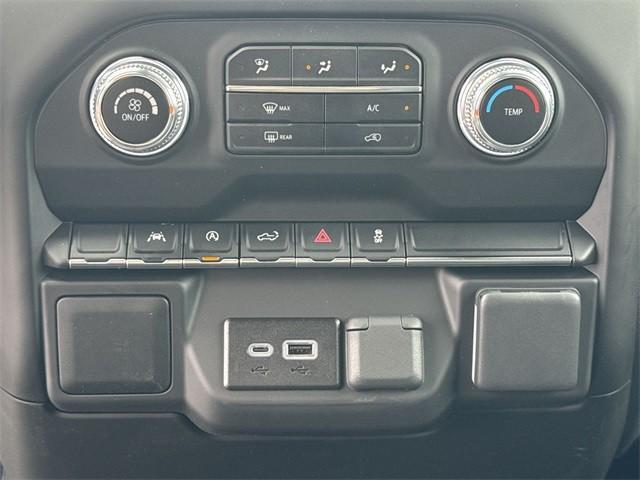 new 2025 GMC Sierra 1500 car, priced at $39,962