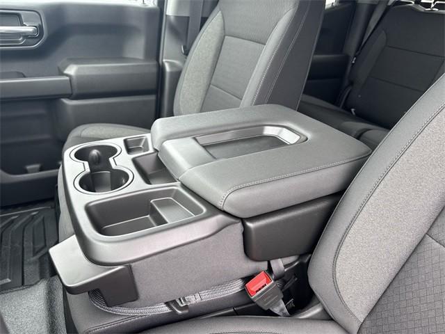 new 2025 GMC Sierra 1500 car, priced at $39,962