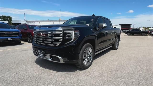 new 2025 GMC Sierra 1500 car, priced at $63,227
