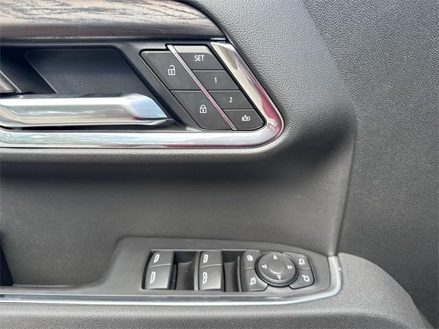 new 2025 GMC Sierra 1500 car, priced at $53,030