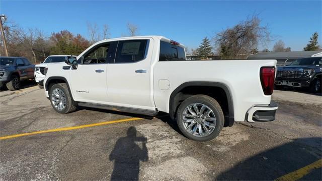 new 2025 GMC Sierra 1500 car, priced at $65,226