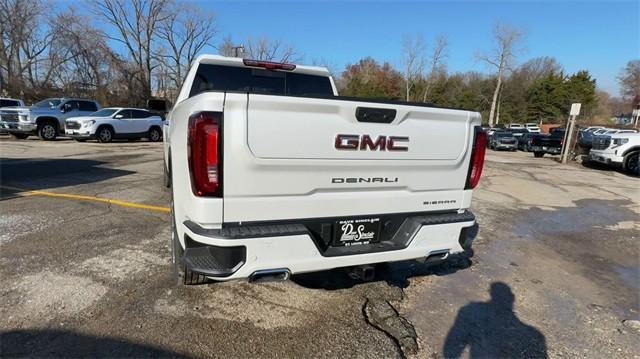 new 2025 GMC Sierra 1500 car, priced at $65,226