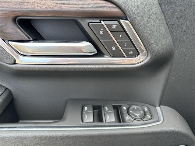 new 2025 GMC Sierra 1500 car, priced at $51,959