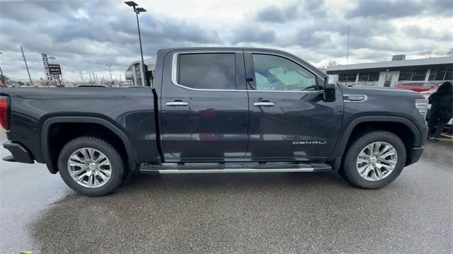 new 2025 GMC Sierra 1500 car, priced at $68,355