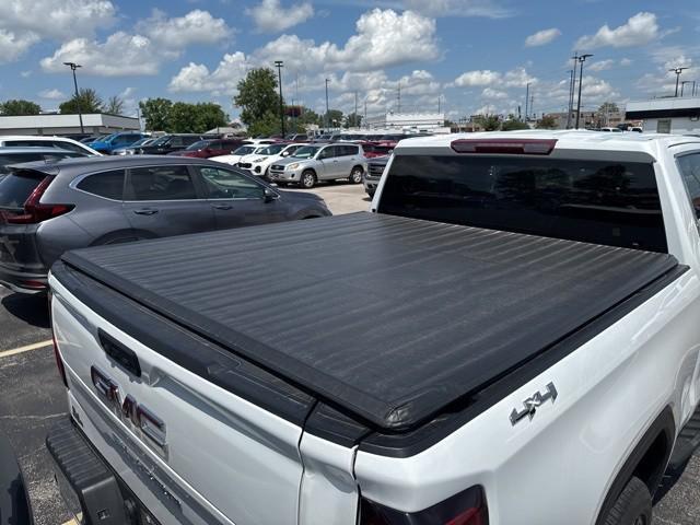 used 2022 GMC Sierra 1500 car, priced at $47,282