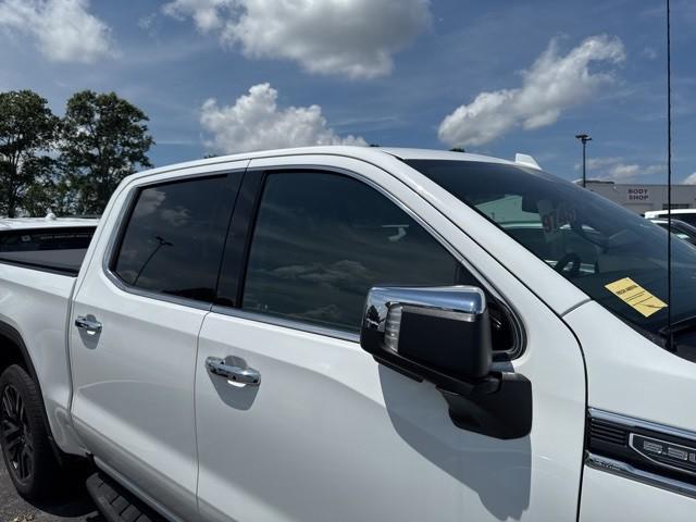 used 2022 GMC Sierra 1500 car, priced at $47,282