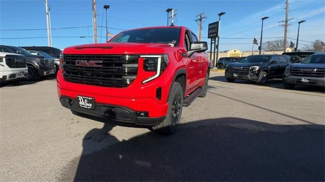 new 2025 GMC Sierra 1500 car, priced at $59,326