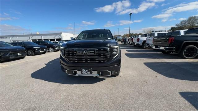 new 2025 GMC Sierra 1500 car, priced at $78,861