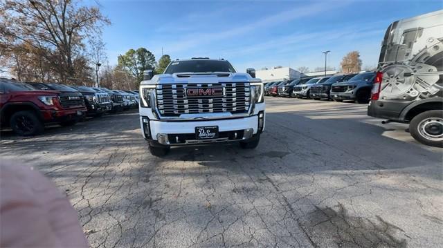 new 2025 GMC Sierra 3500 car, priced at $80,427