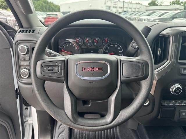new 2025 GMC Sierra 1500 car, priced at $40,447