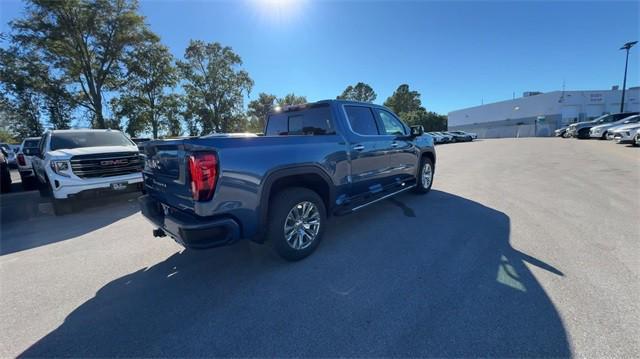 new 2025 GMC Sierra 1500 car, priced at $68,297