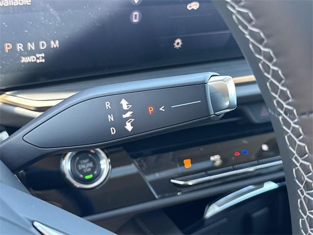new 2025 Buick Envision car, priced at $45,570