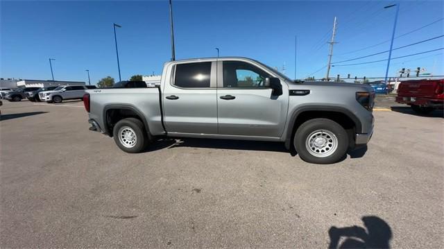 new 2025 GMC Sierra 1500 car, priced at $39,557