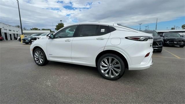 new 2025 Buick Envista car, priced at $30,695